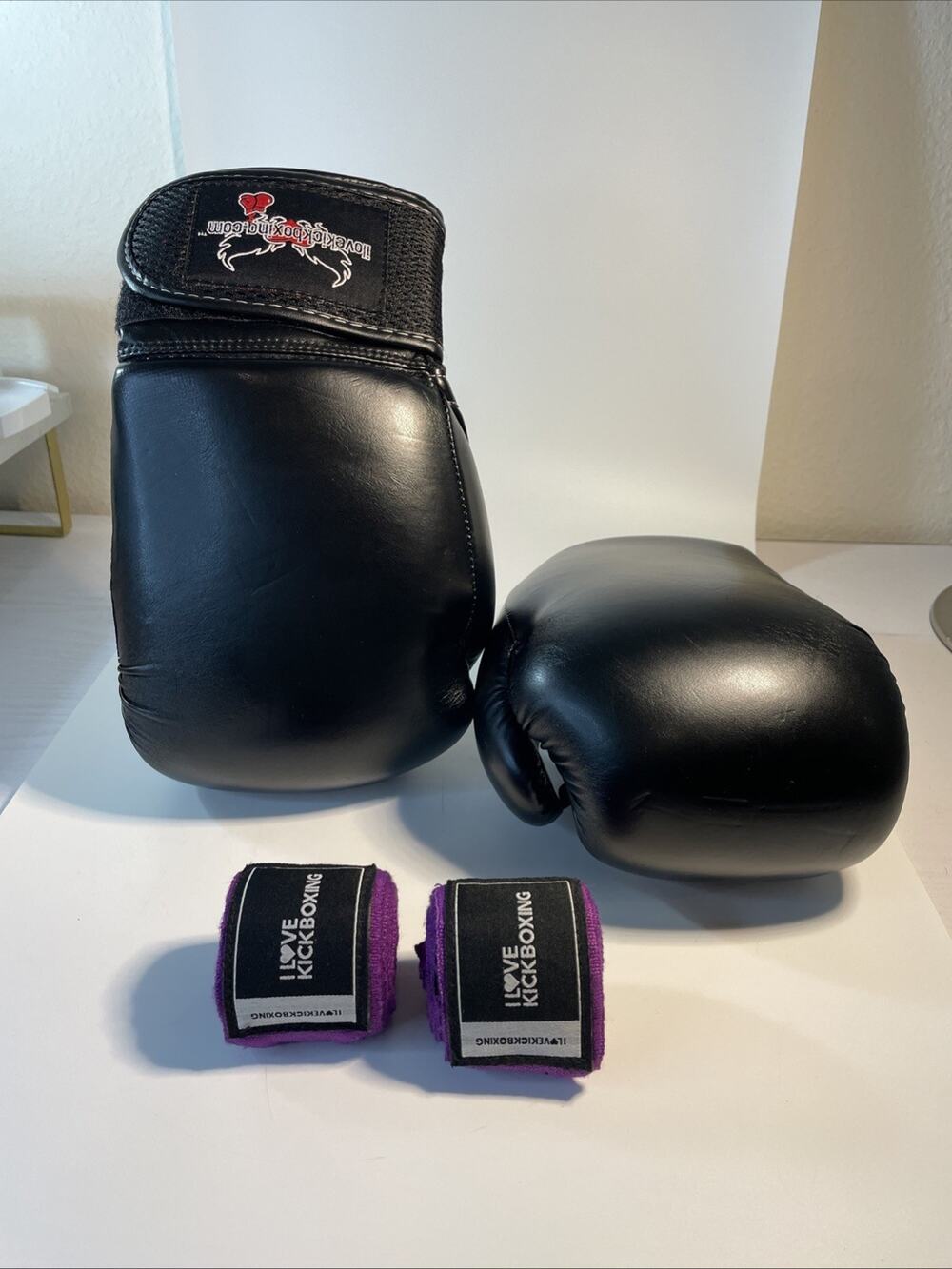 Men's ILoveKickboxing 16oz Black Gloves & Purple Hand Wraps Set - C3 Century